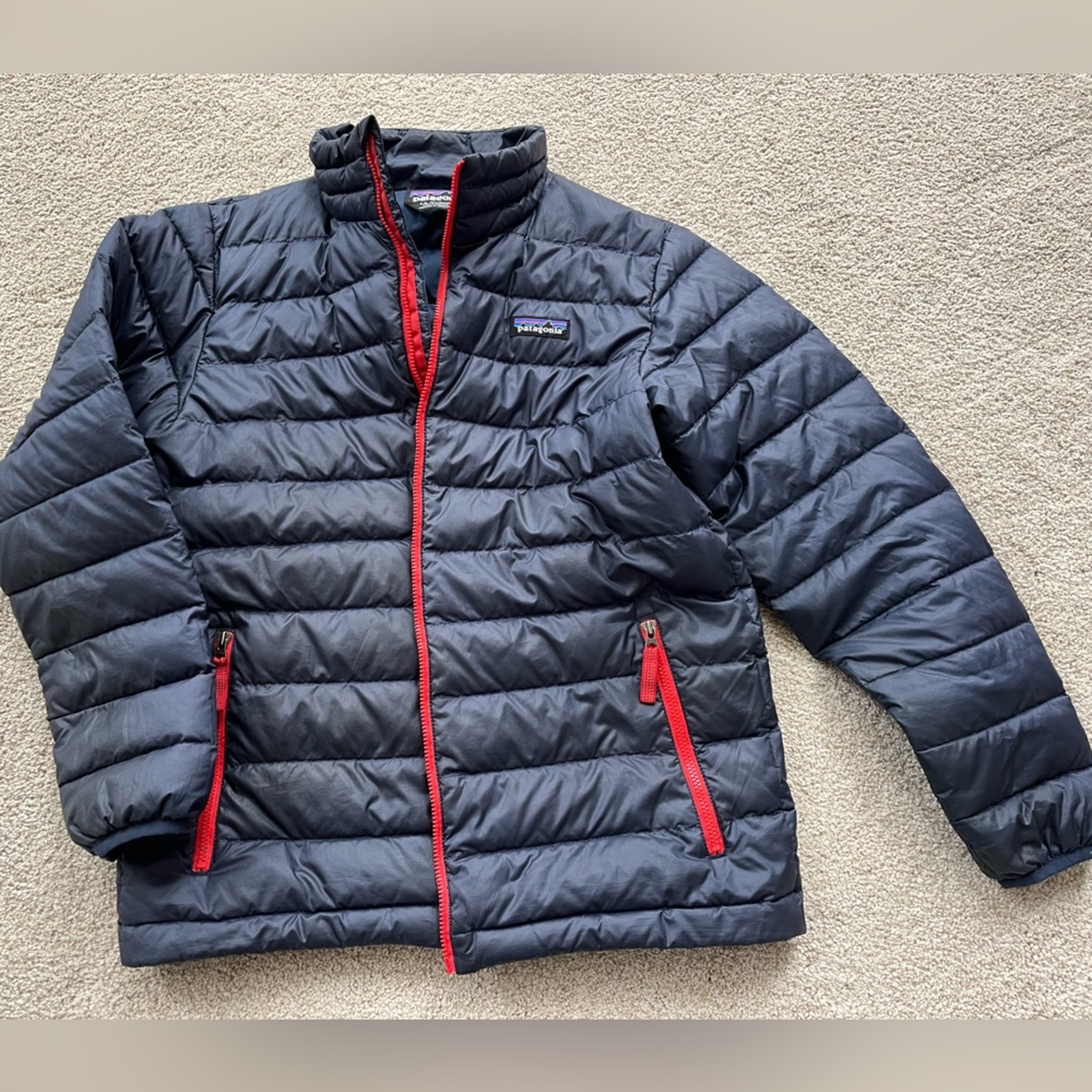 Patagonia boys down sweater jacket